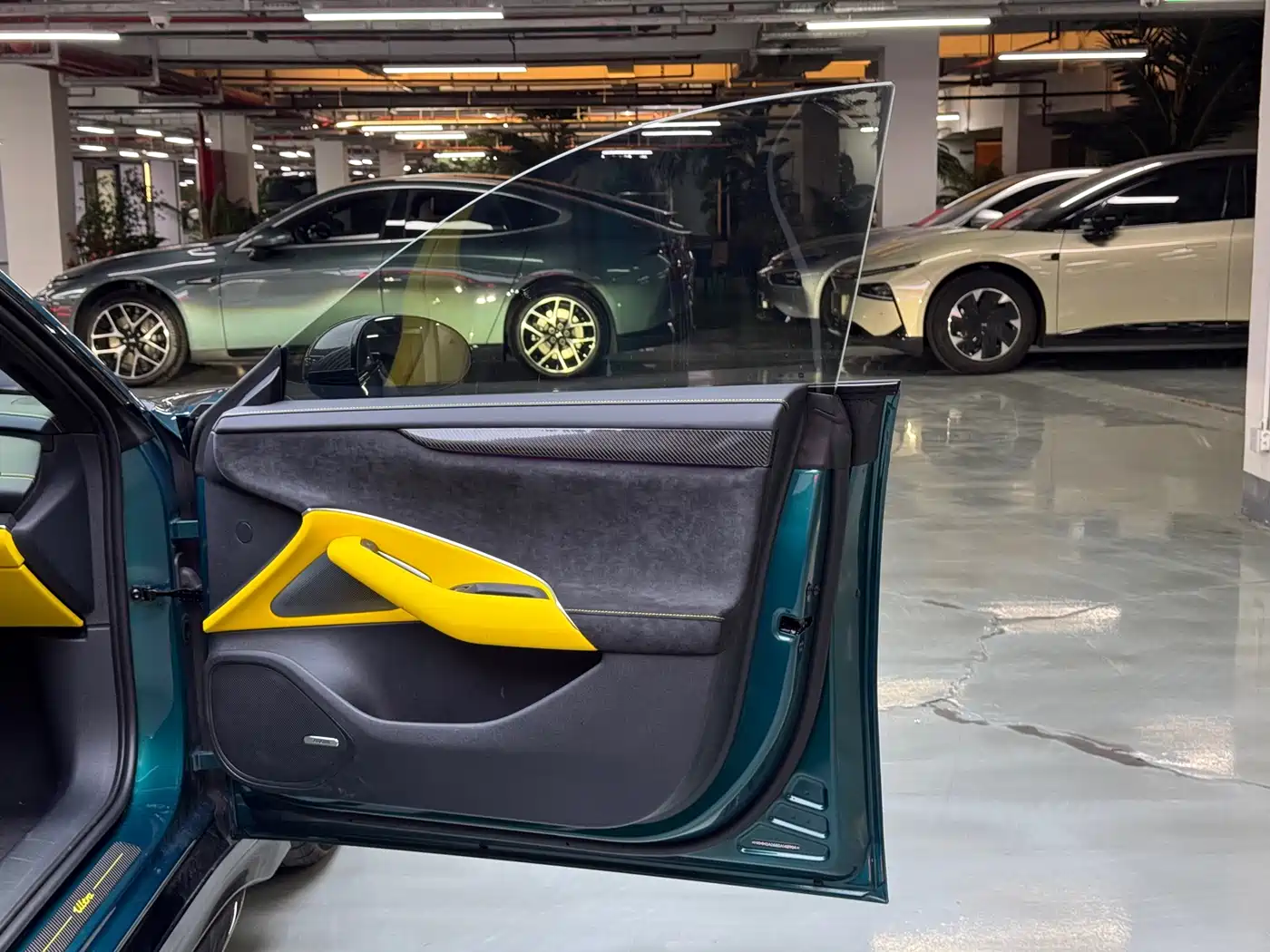 XIAOMI CAR XIAOMI SU7 ULTRA