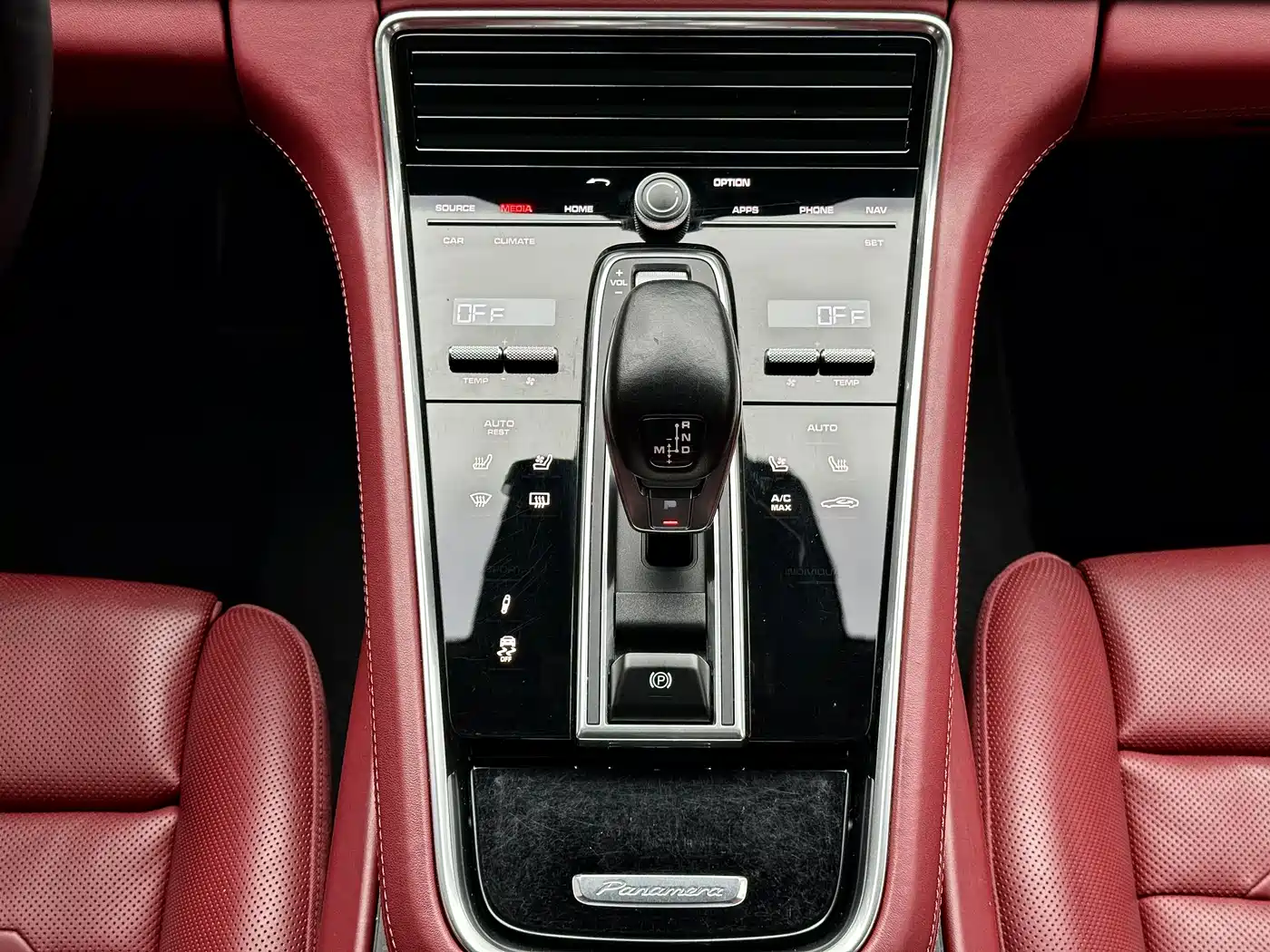 Porsche Panamera 2019 Panamera 2.9T фото 24