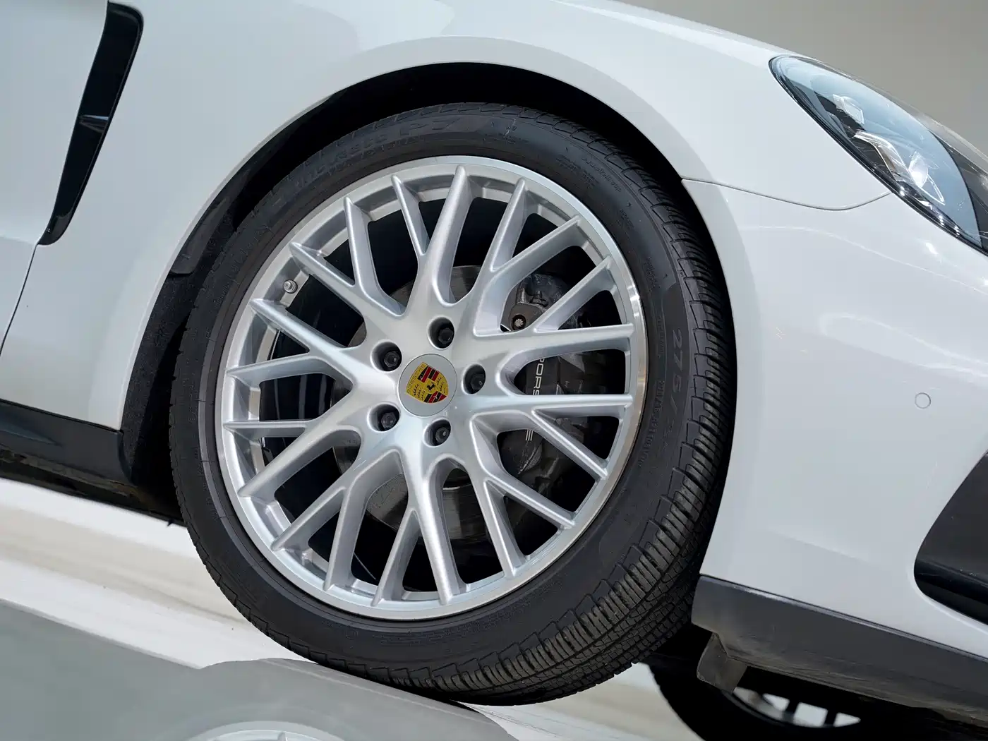 Porsche Panamera 2017 Panamera 3.0T фото 11