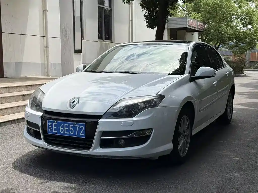 Renault Laguna, 2012 год