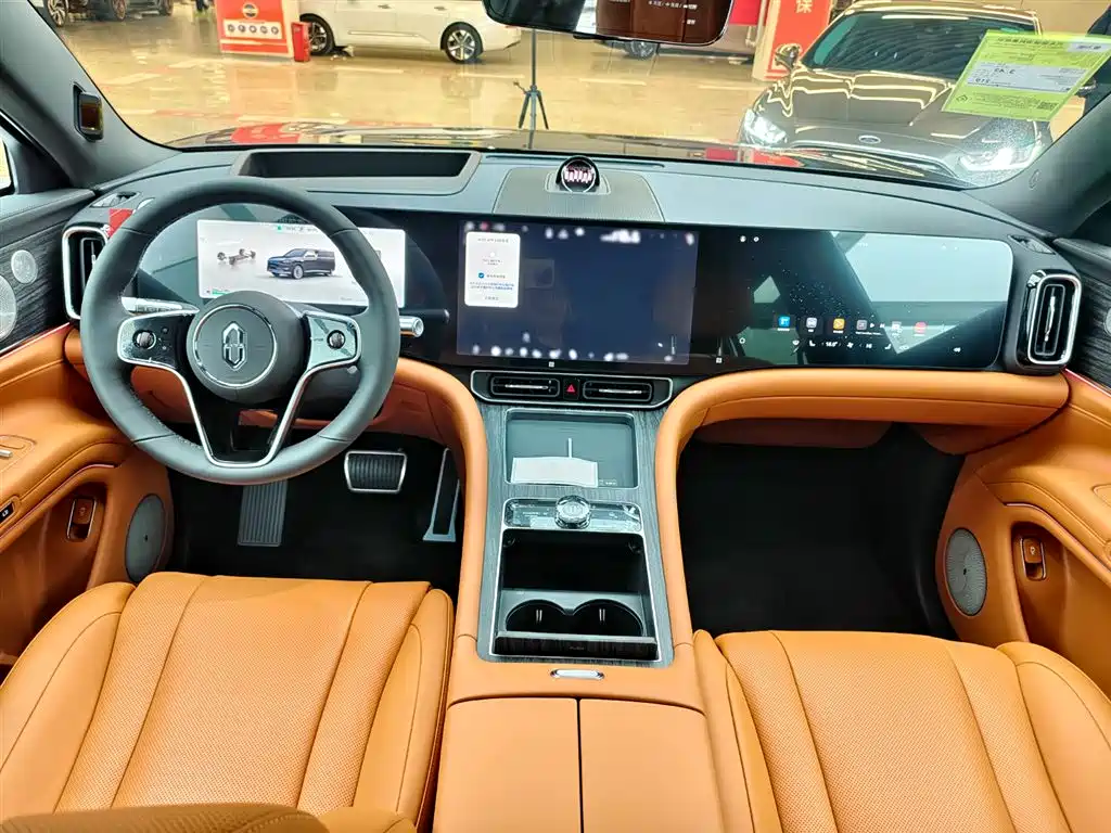AITO Wenjie AITO M9 2025 Extended Range Ultra 52kWh 6-Seater фото 14
