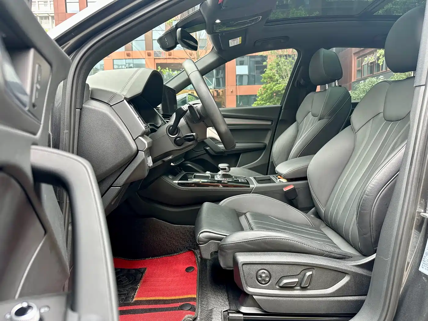 Audi Q5L 2022 Facelift 40T Luxury Dynamic фото 7