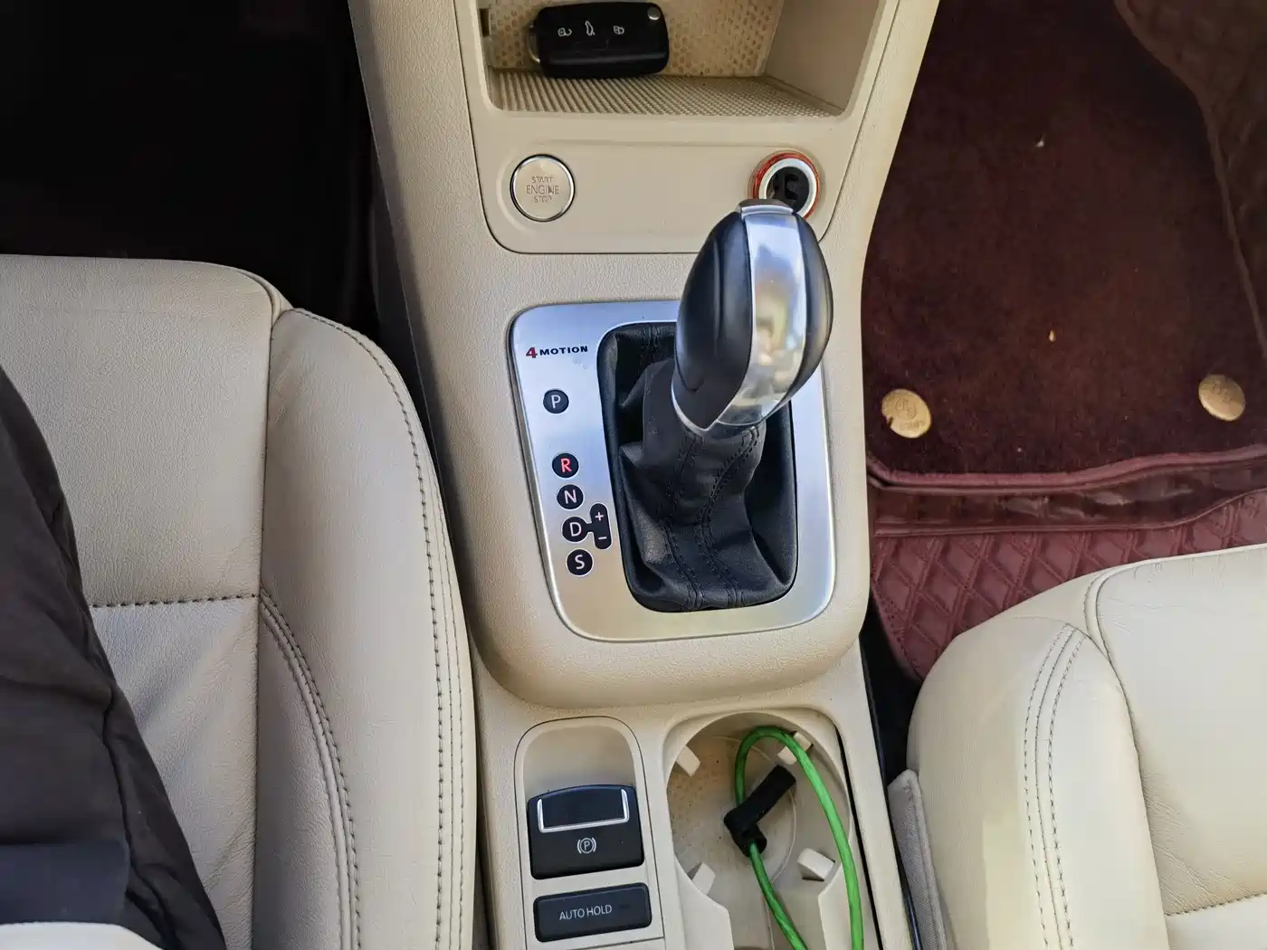 Volkswagen Tiguan 2012 2.0TSI Automatic 4WD Elite Edition фото 13