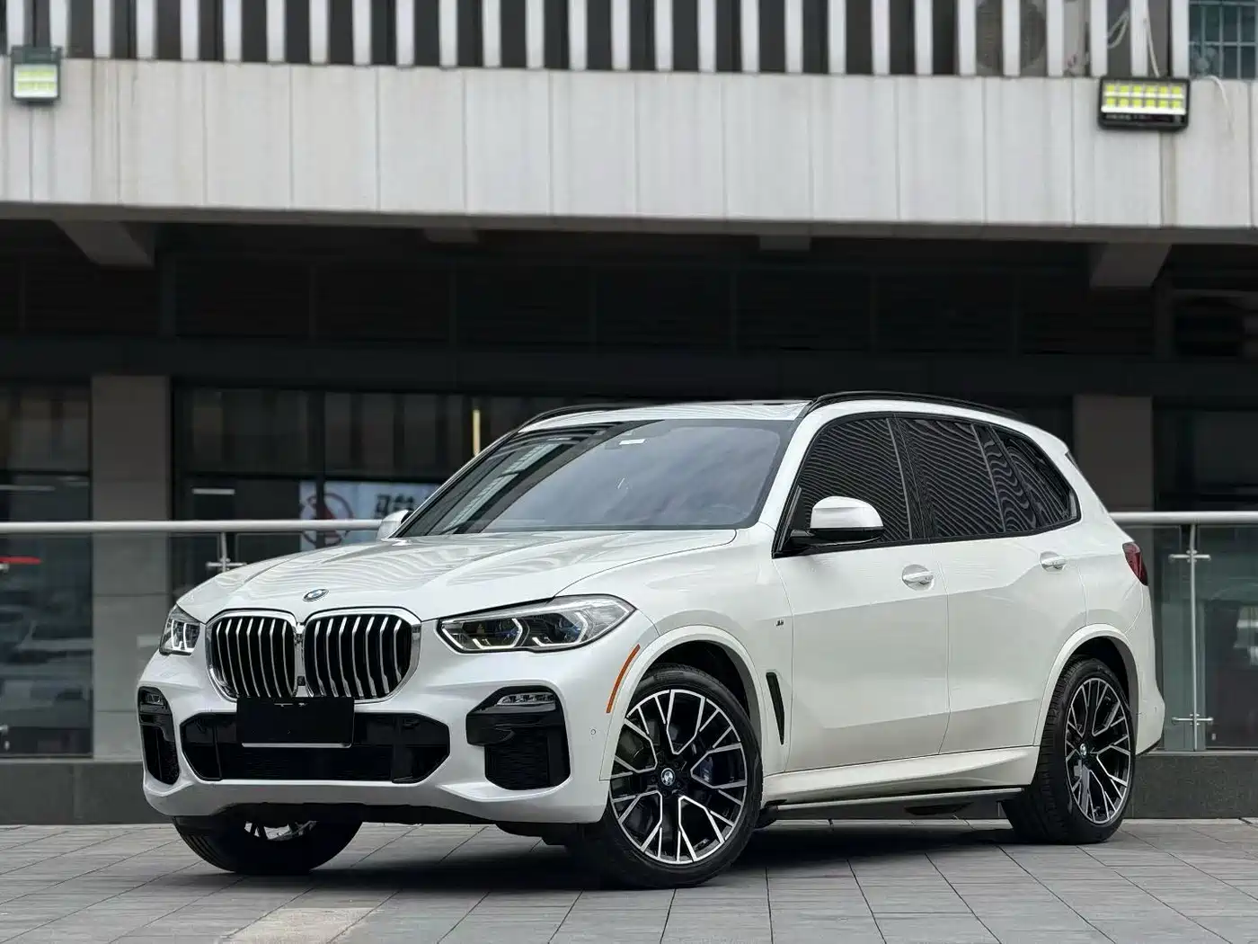 BMW X5 (Import) 2019 xDrive40i Exclusive M Sport Package