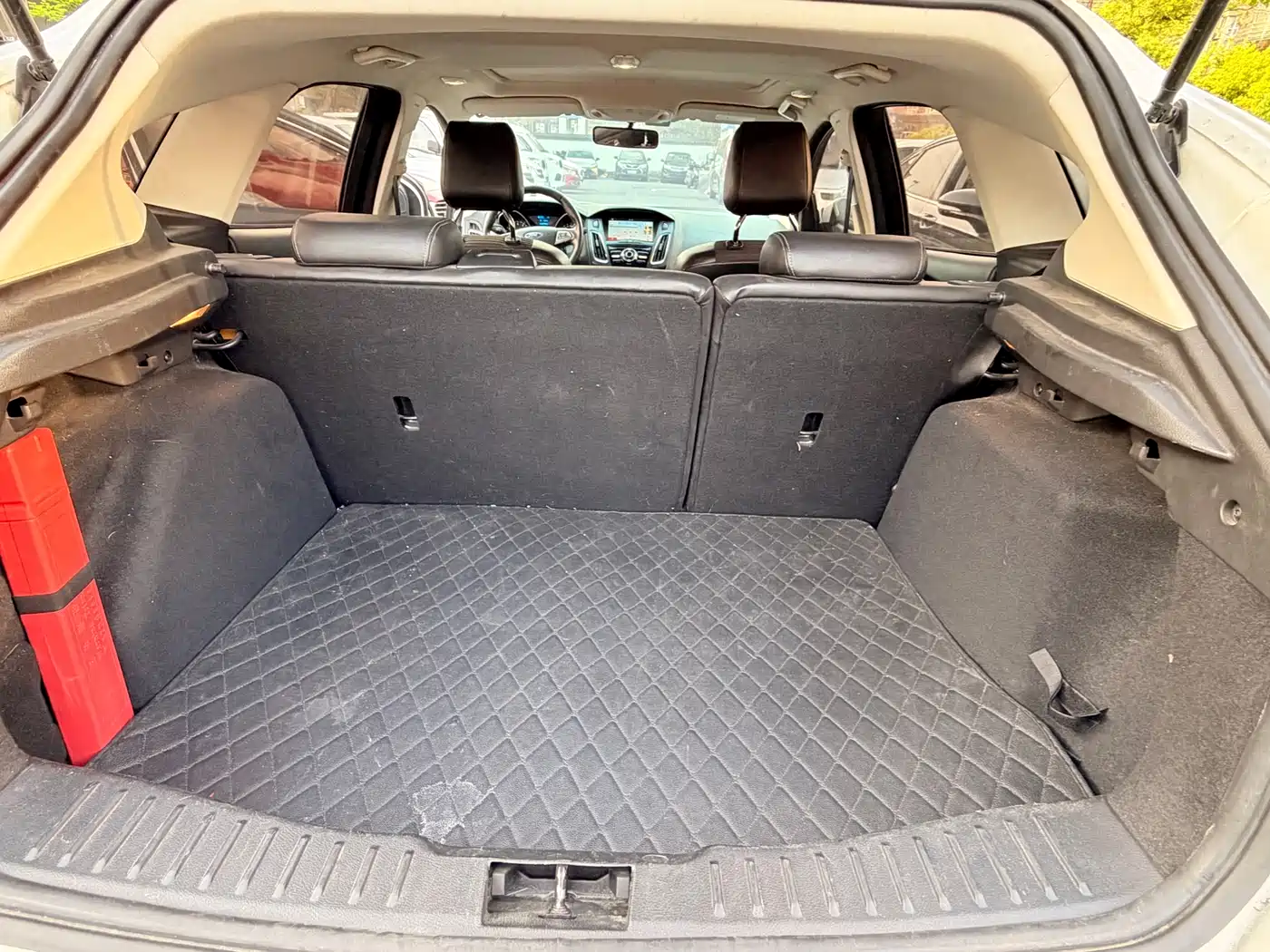 Фото 23 - Ford Focus