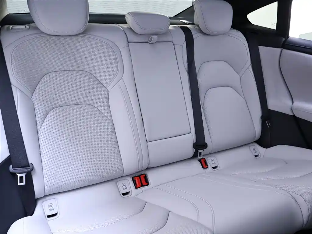 Xiaomi Auto Xiaomi SU7 2024 AWD Extended Range Advanced Smart Driving Max Edition фото 22