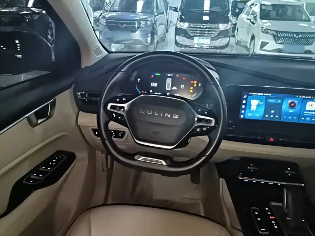 Wuling Motors Wuling Victory 2022 2022 280T 1.5T CVT Flagship