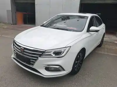 Roewe i5