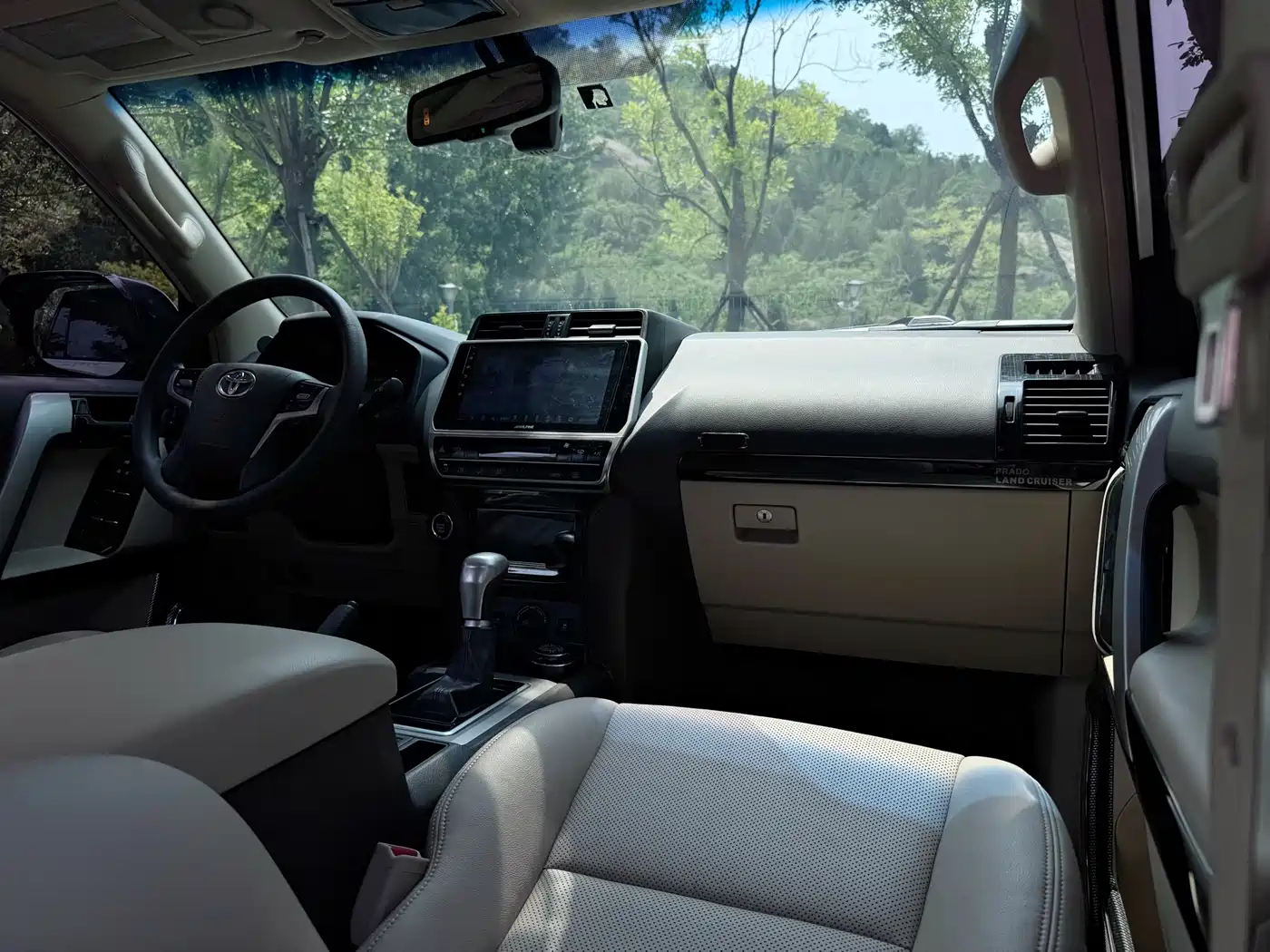 Toyota Prado (Import) 2014 2.7L Automatic Standard Edition фото 10