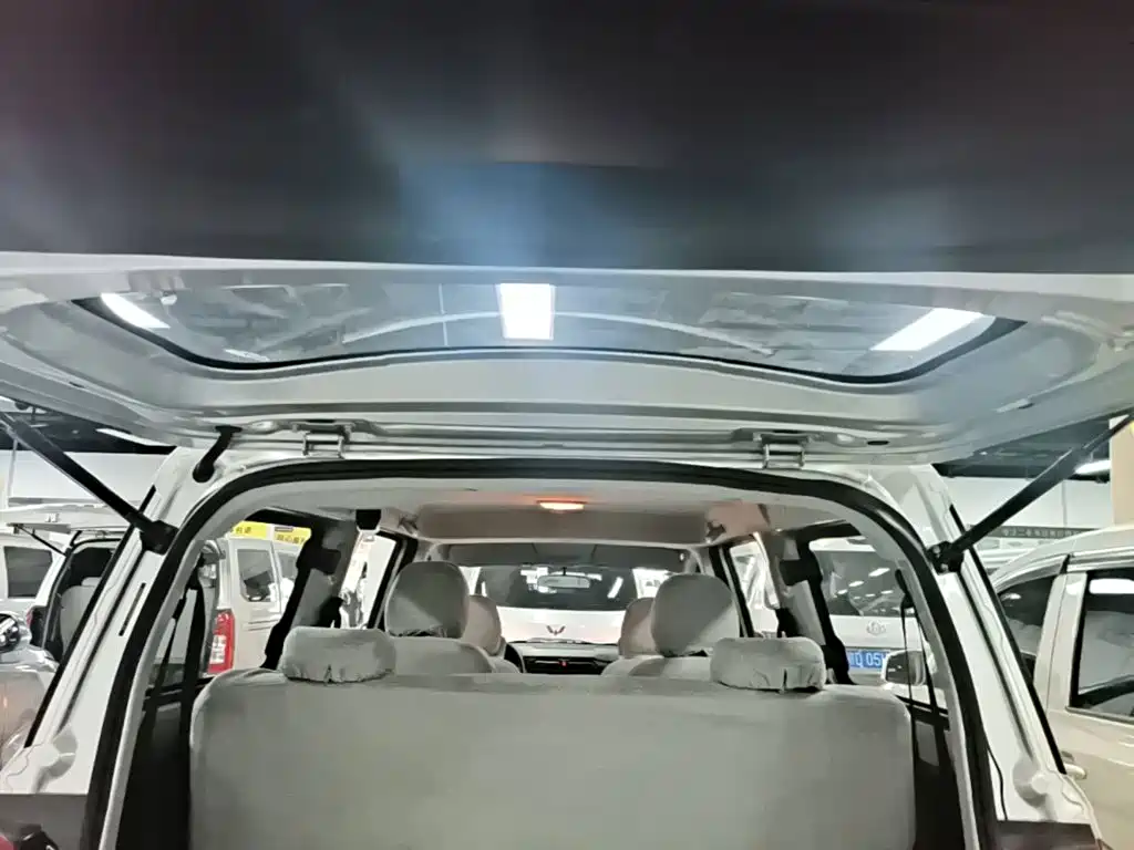 Dongfeng Fengguang Fengguang 380 2023 2022 1.5L Classic Minibus (7-seater)