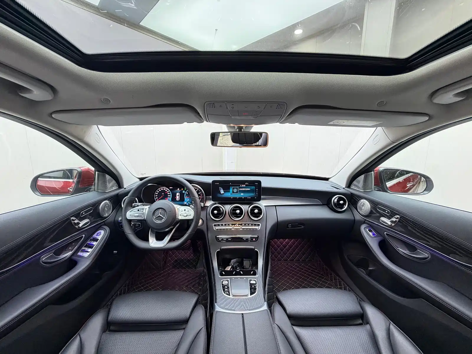 Фото 17 - Mercedes-Benz C-Class