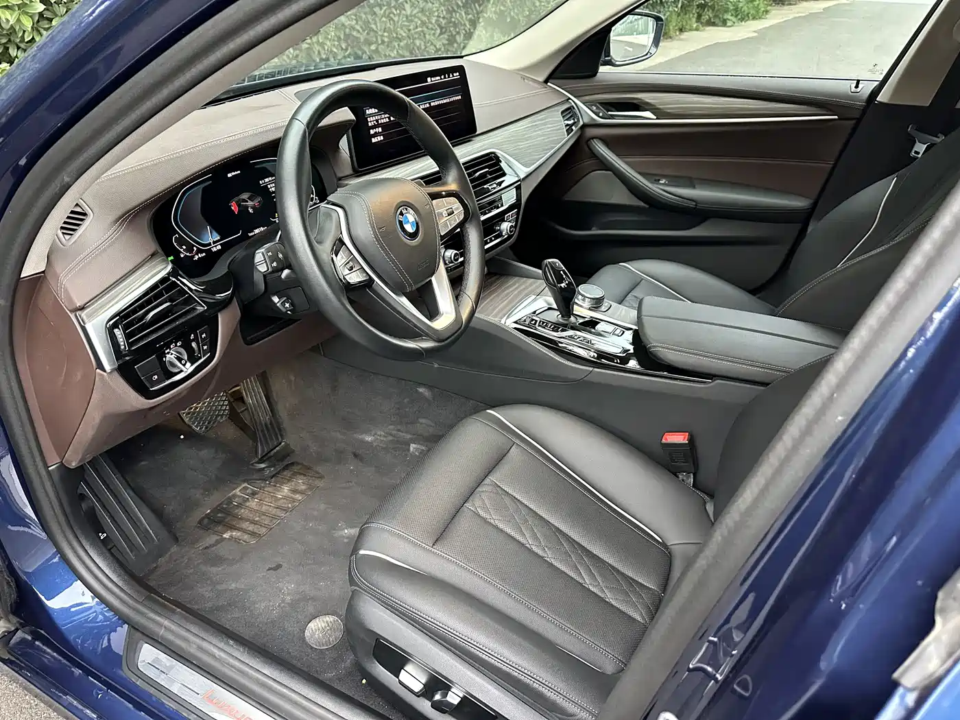 BMW 5 Series New Energy 2022 Model Second Facelift 535Le Luxury Package фото 6