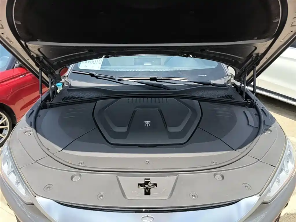 BYD Song PLUS PHEV 2021 EV Premium Model фото 16