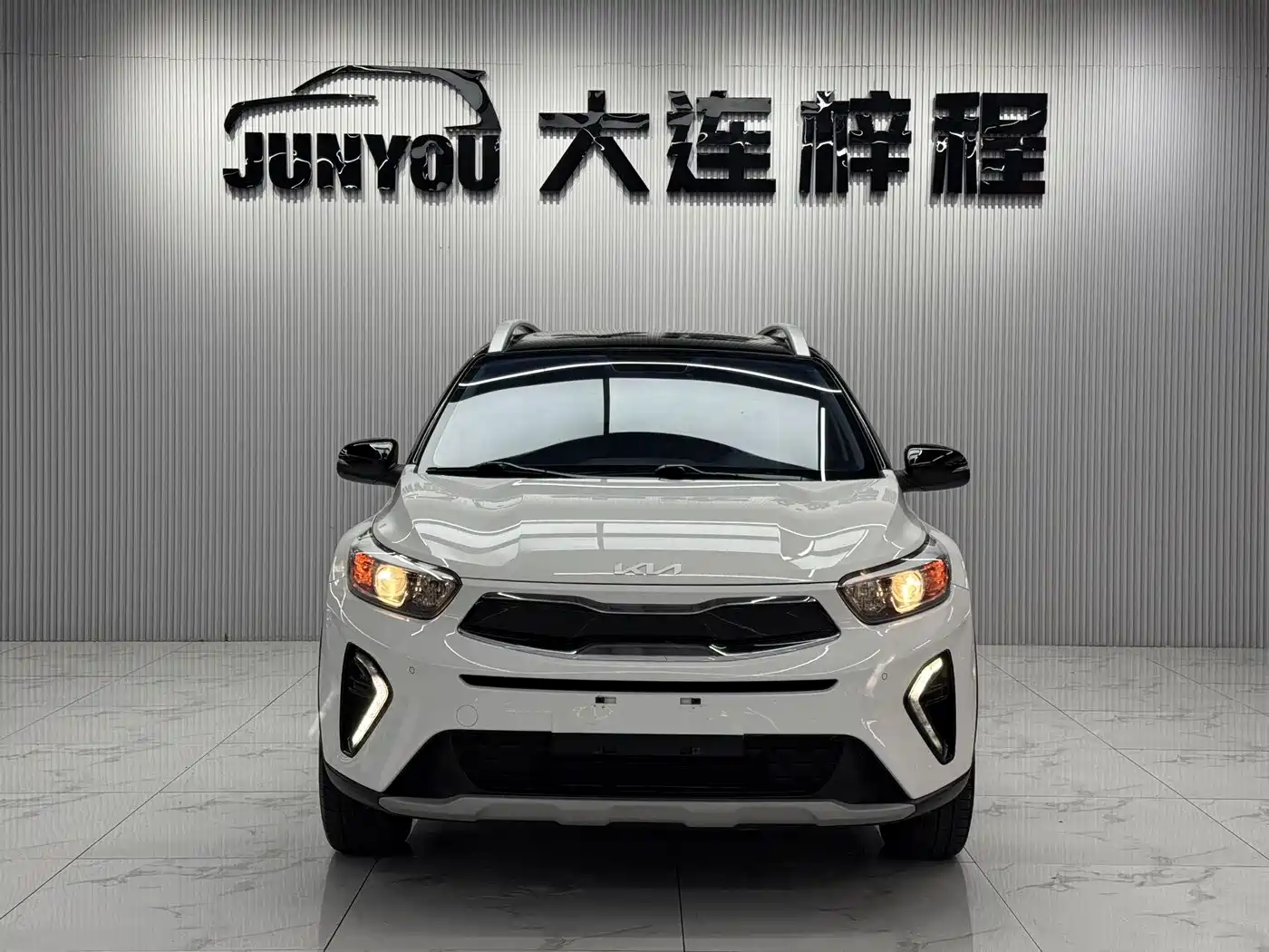 Kia KX1 2021 1.4L CVT Fun Sunroof Version фото 3
