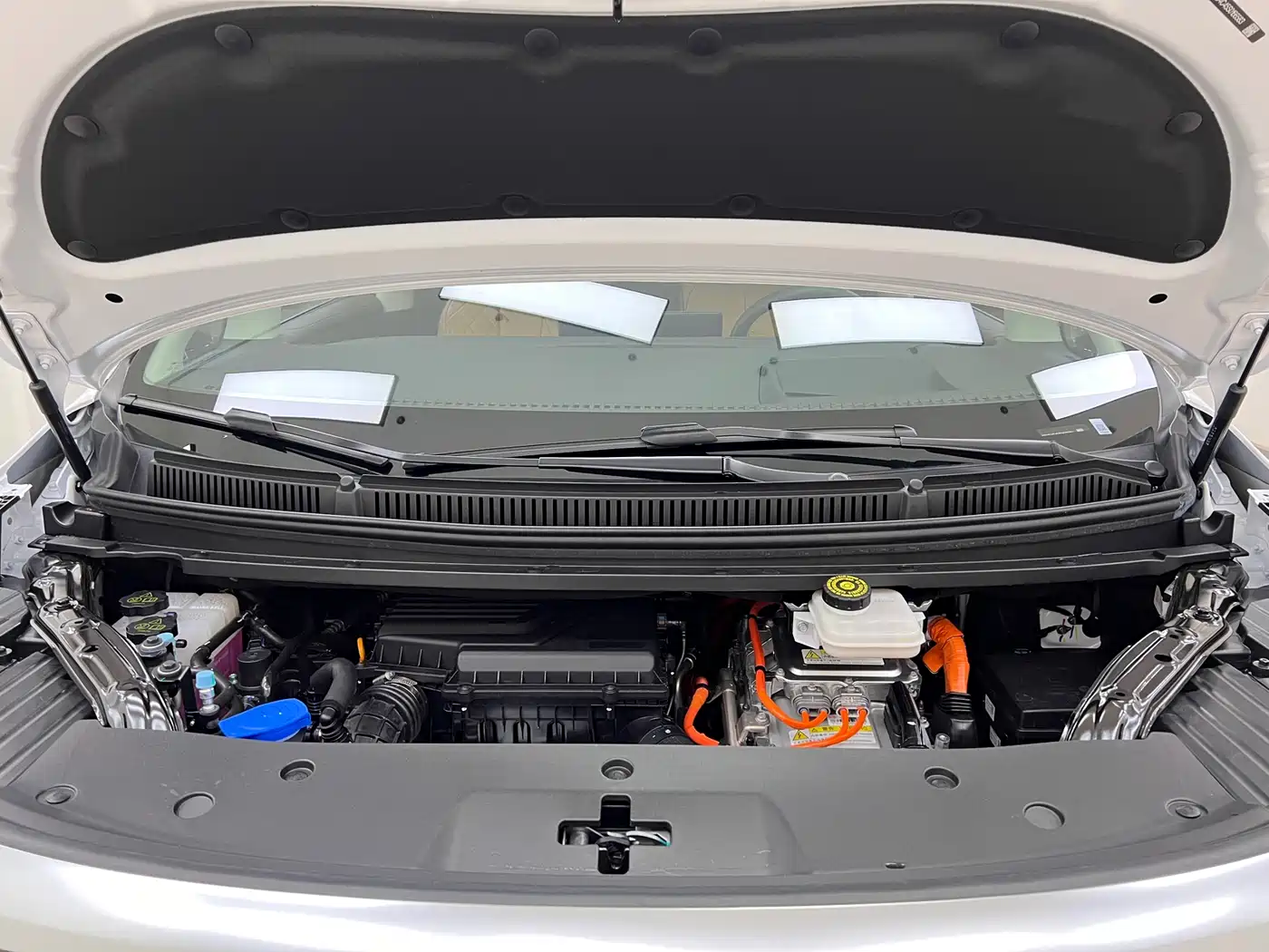 Denza D9 2024 DM-i 980 AWD Prestige фото 33