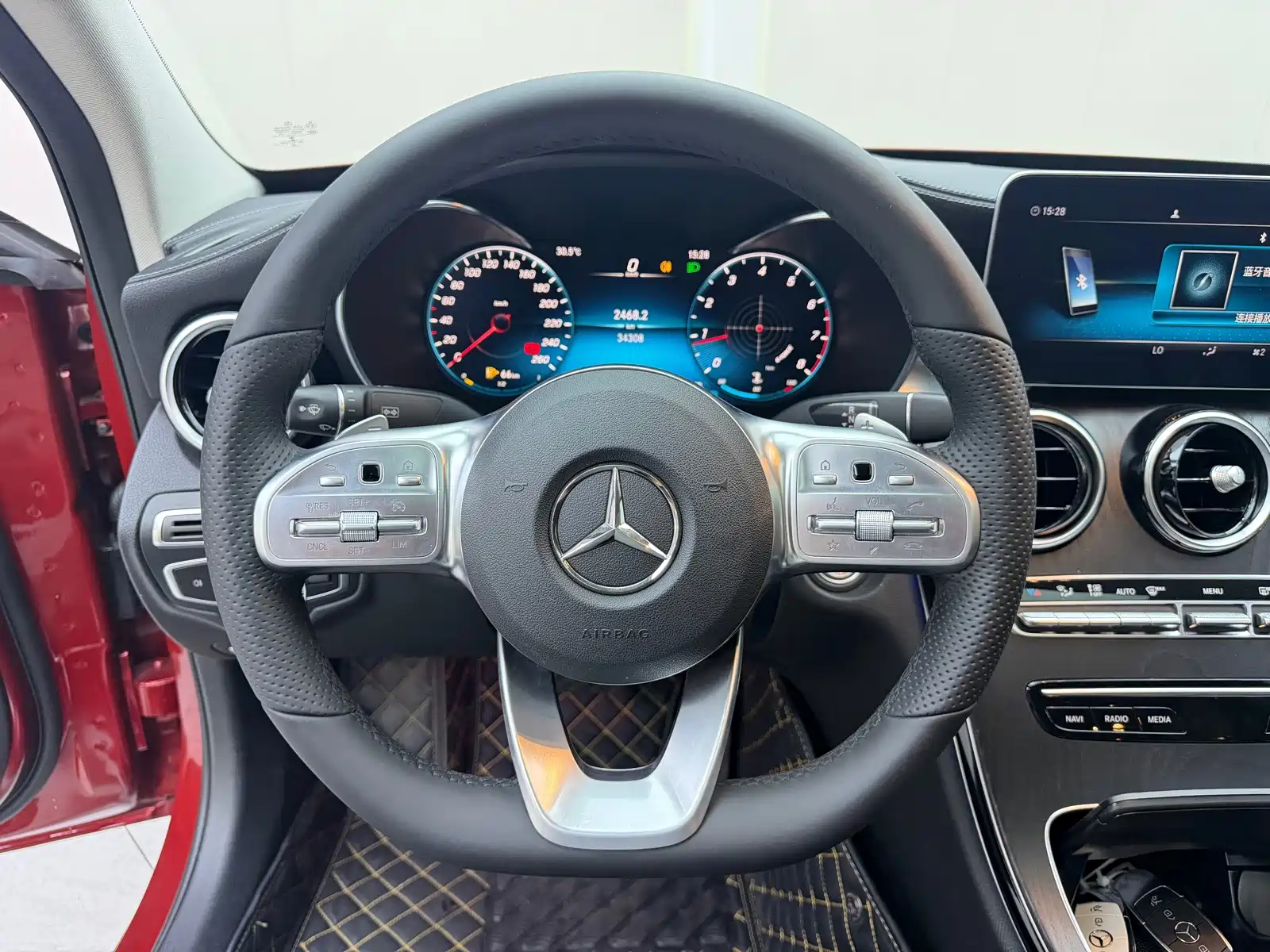 Фото 11 - Mercedes-Benz C-Class