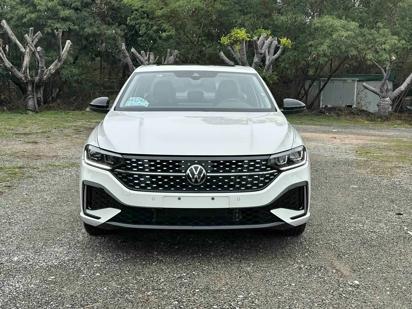 Volkswagen Lavida 2024 Model 300TSI DSG Starlight Leading Edition фото 2