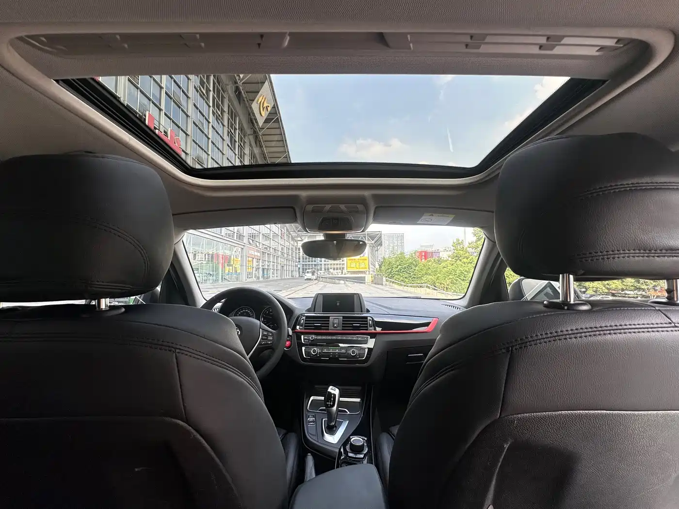BMW 1 Series (Import) 2019 2018 118i Sport Design Package