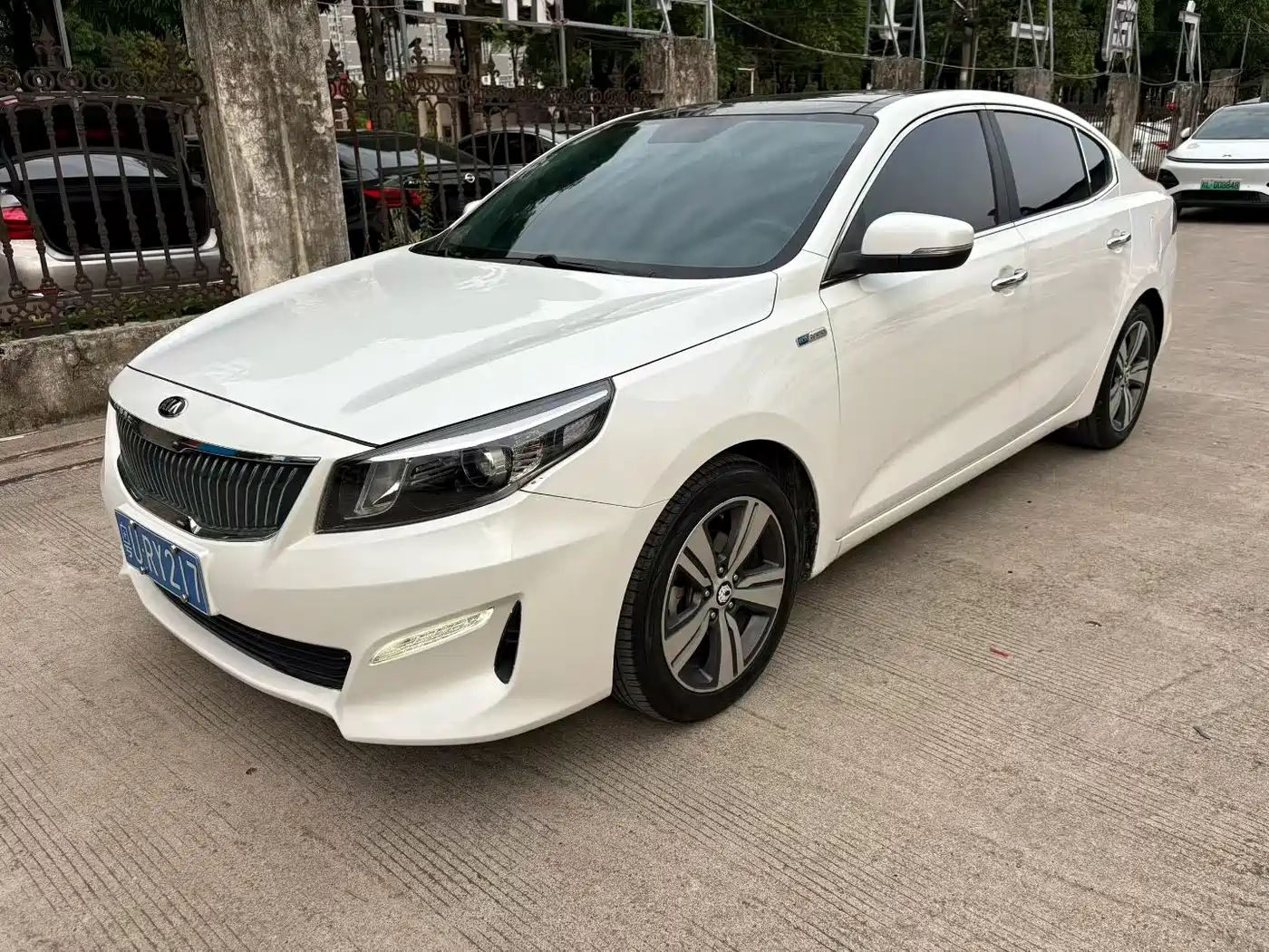 Kia Kaishen 2017 1.8L Automatic GLS фото 3