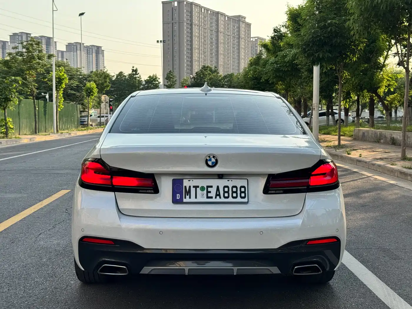 BMW 5-SERIES