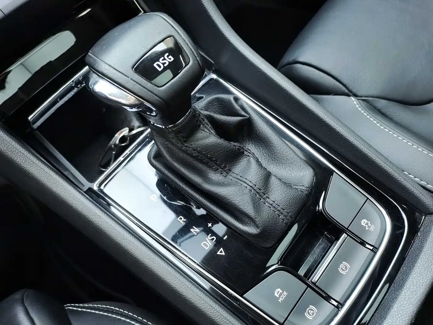 Škoda Kodiaq 2018 Facelift TSI330 5-seat 2WD Premium Luxury Edition фото 15