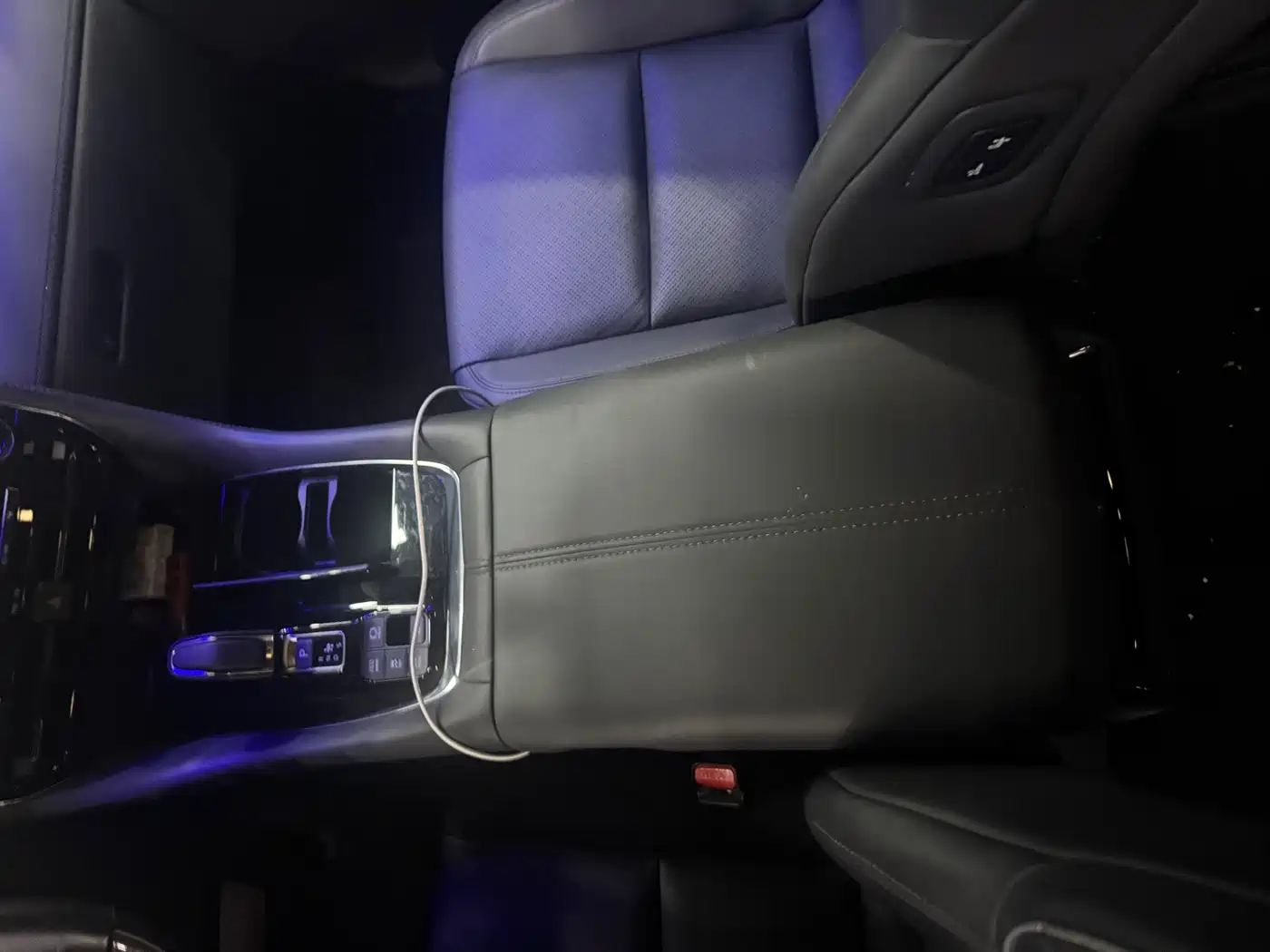 Toyota Alphard 2023 Dual Hybrid 2.5L Ultimate Gold Edition фото 15