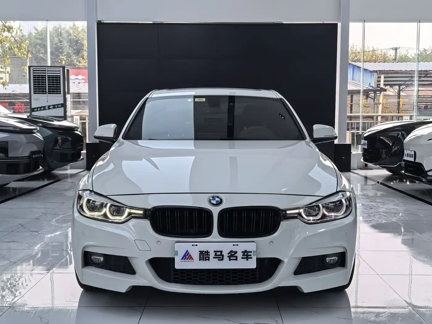BMW 3 Series 2018 320i M Sport Package фото 2