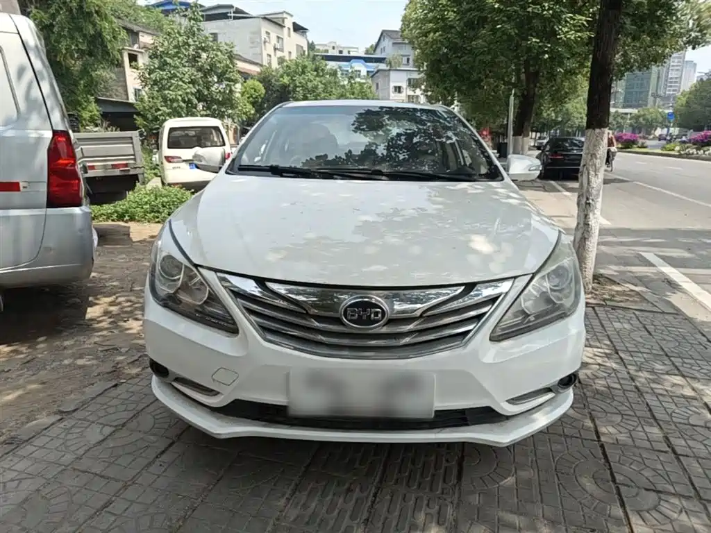 BYD G5 2014 1.5TID Automatic Premium фото 3