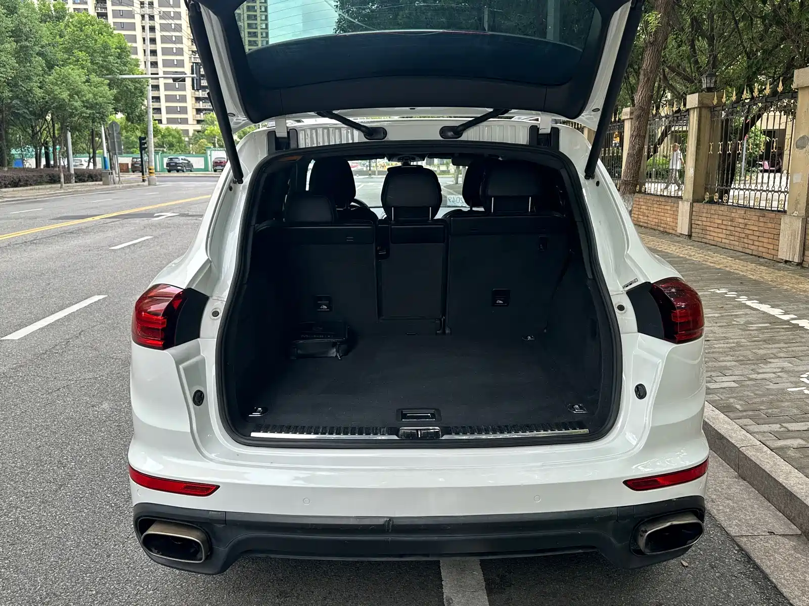 Фото 11 - Porsche Cayenne