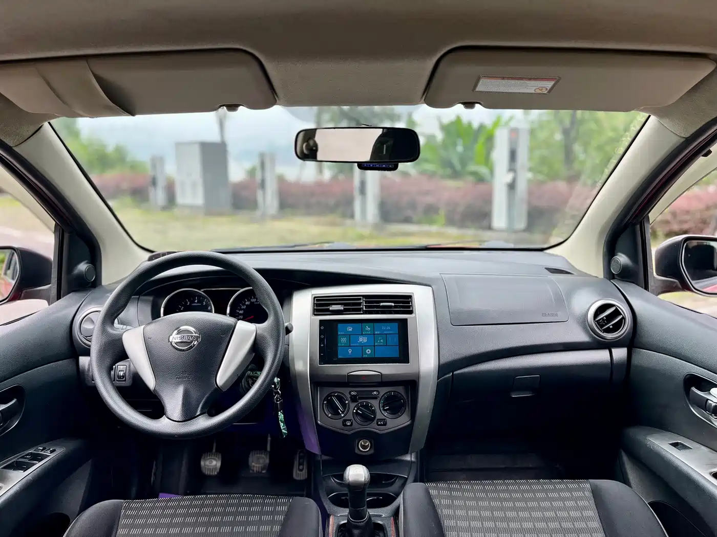 Nissan Livina 2014 2013 Sharp 1.6XL Manual Comfort
