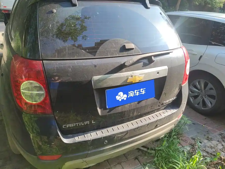 Chevrolet Captiva 2013 2012 2.4L 4WD Flagship Edition 7-Seater