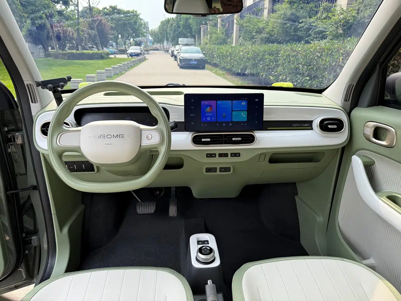 Geely Galaxy Panda 2025 Model Year 210km Panda Knight фото 5