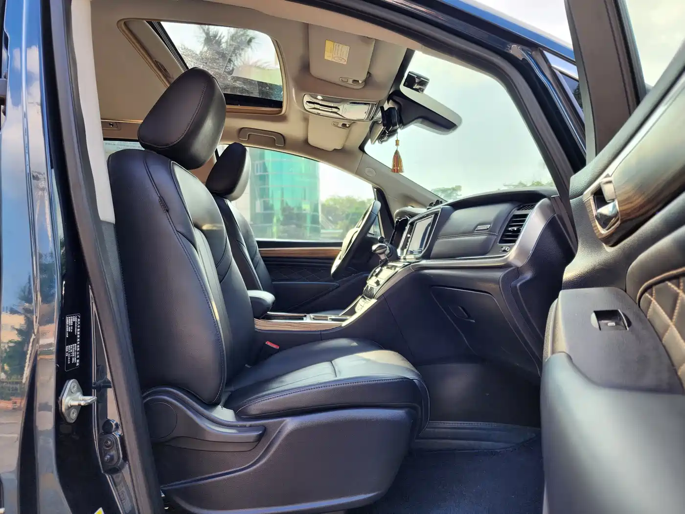 GAC Trumpchi Trumpchi M8 2018 320T Premium Edition фото 11