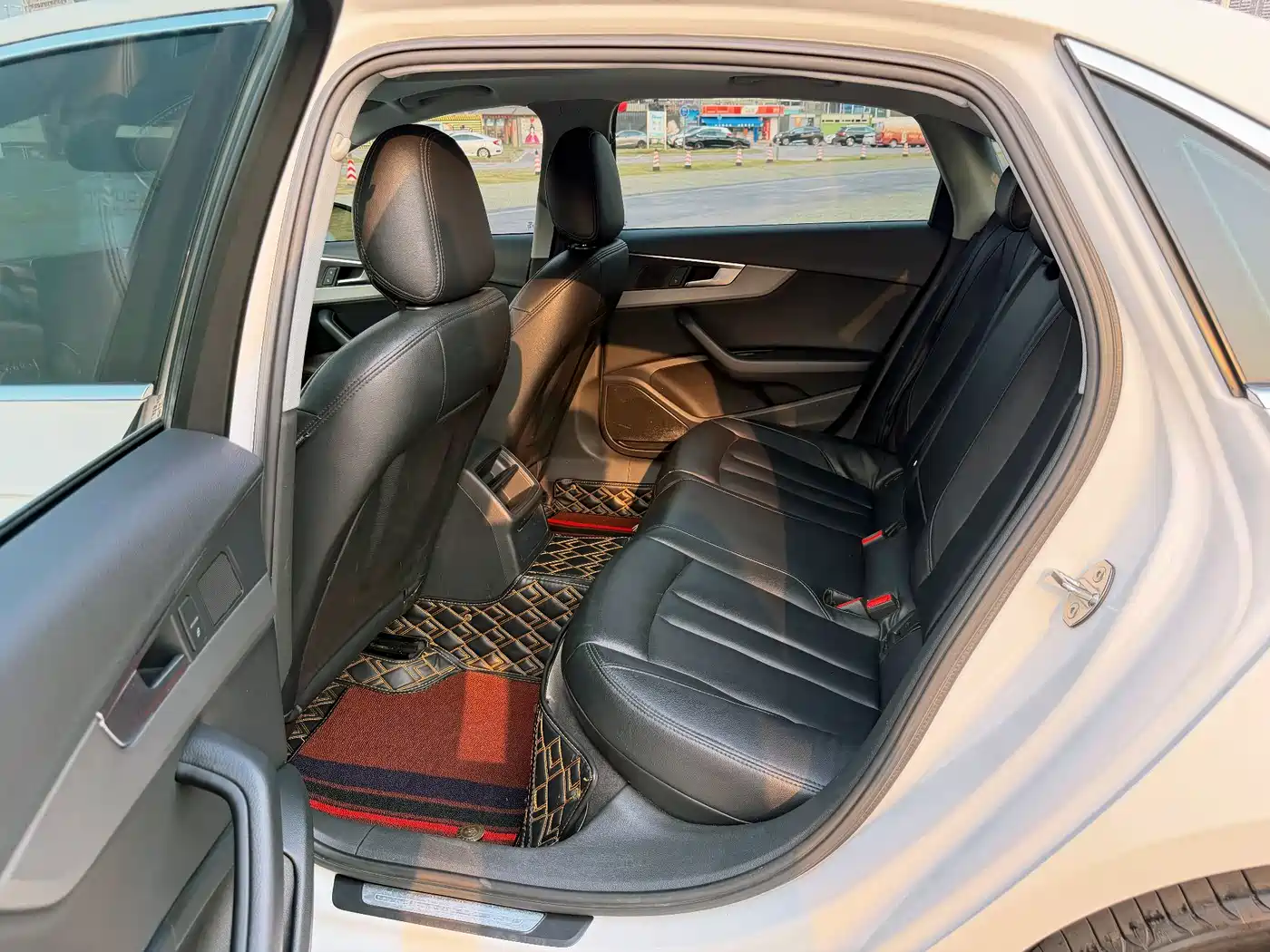 Audi A4L 2018 30th Anniversary 40 TFSI Progressive фото 12