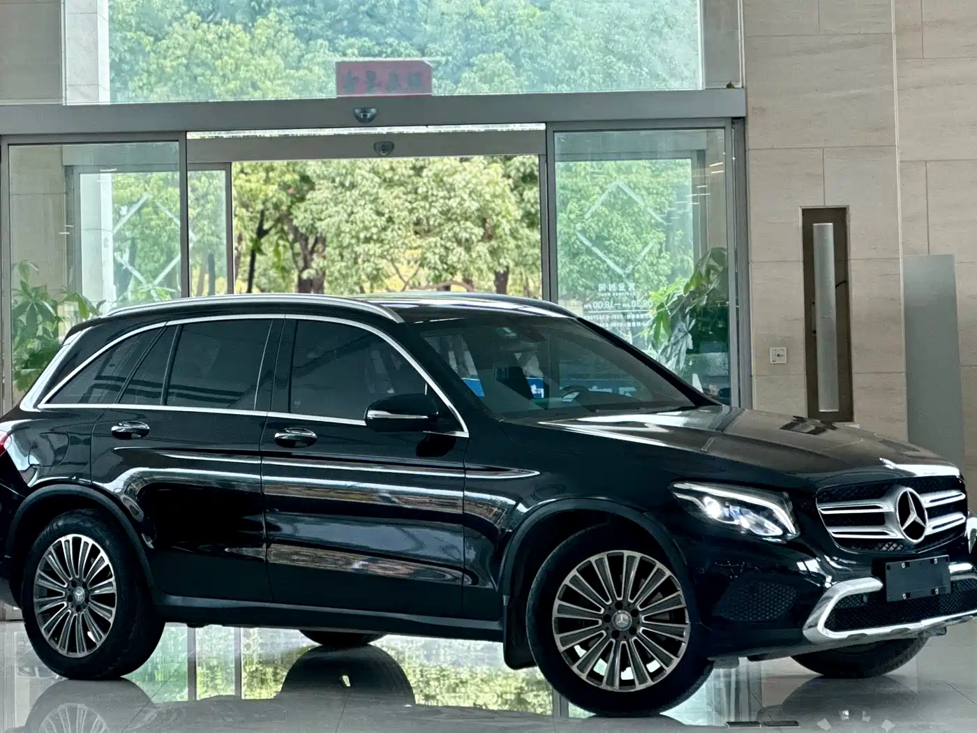 Mercedes-Benz GLC 2016 GLC 260 4MATIC Dynamic фото 3