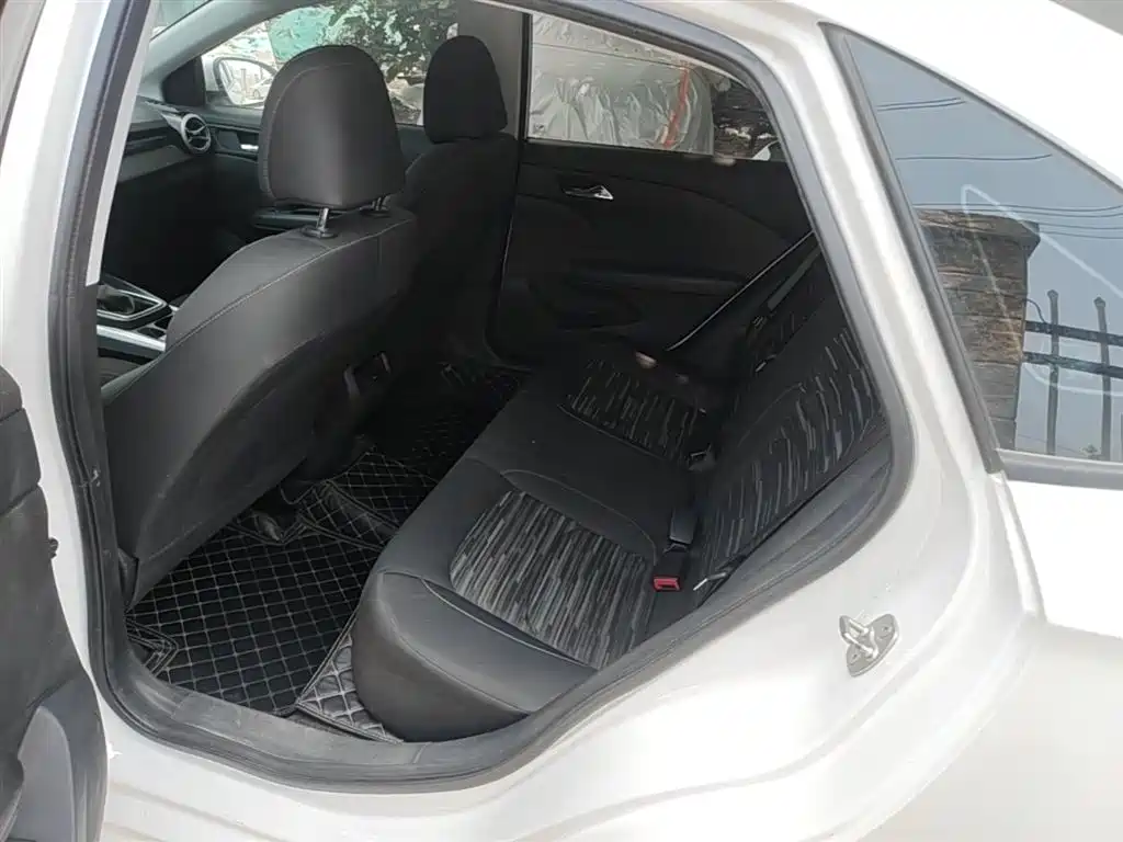 Chevrolet Monza 2024 1.5L Dual-Clutch Enjoyment Edition фото 17
