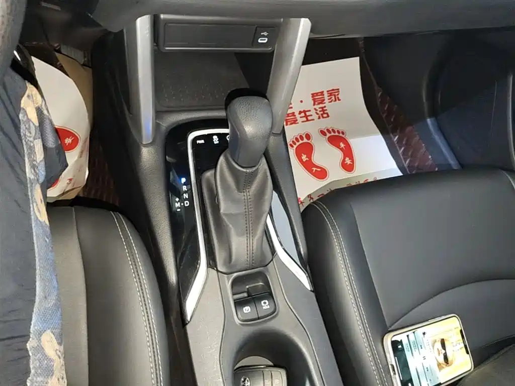 Toyota Corolla Cross 2023 2.0L Elite Edition фото 14