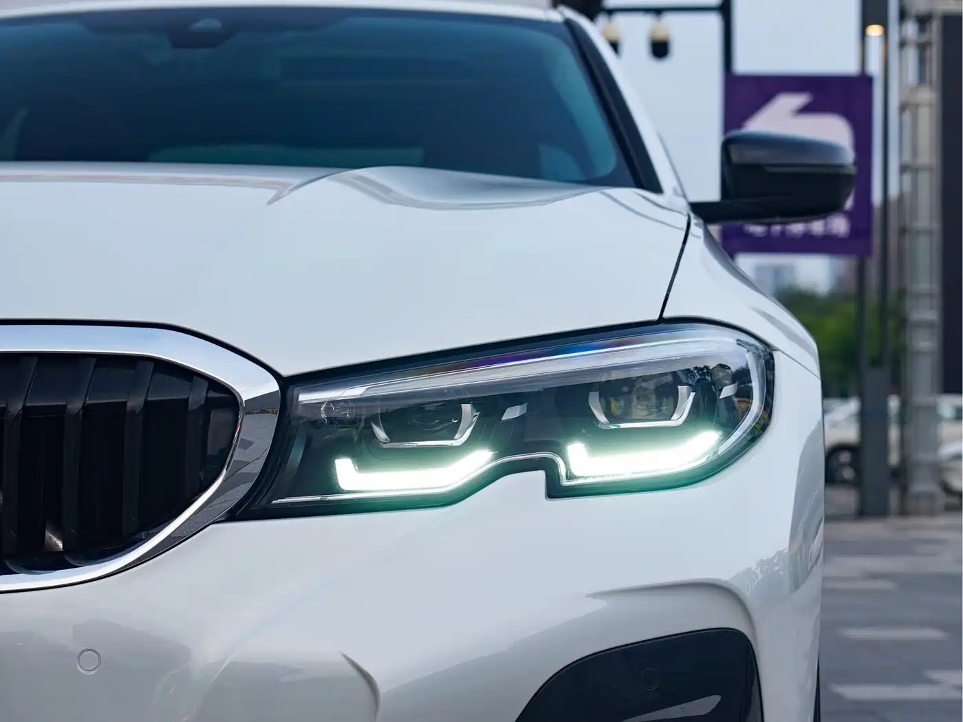 BMW 3 Series 2021 325Li M Sport Package фото 3