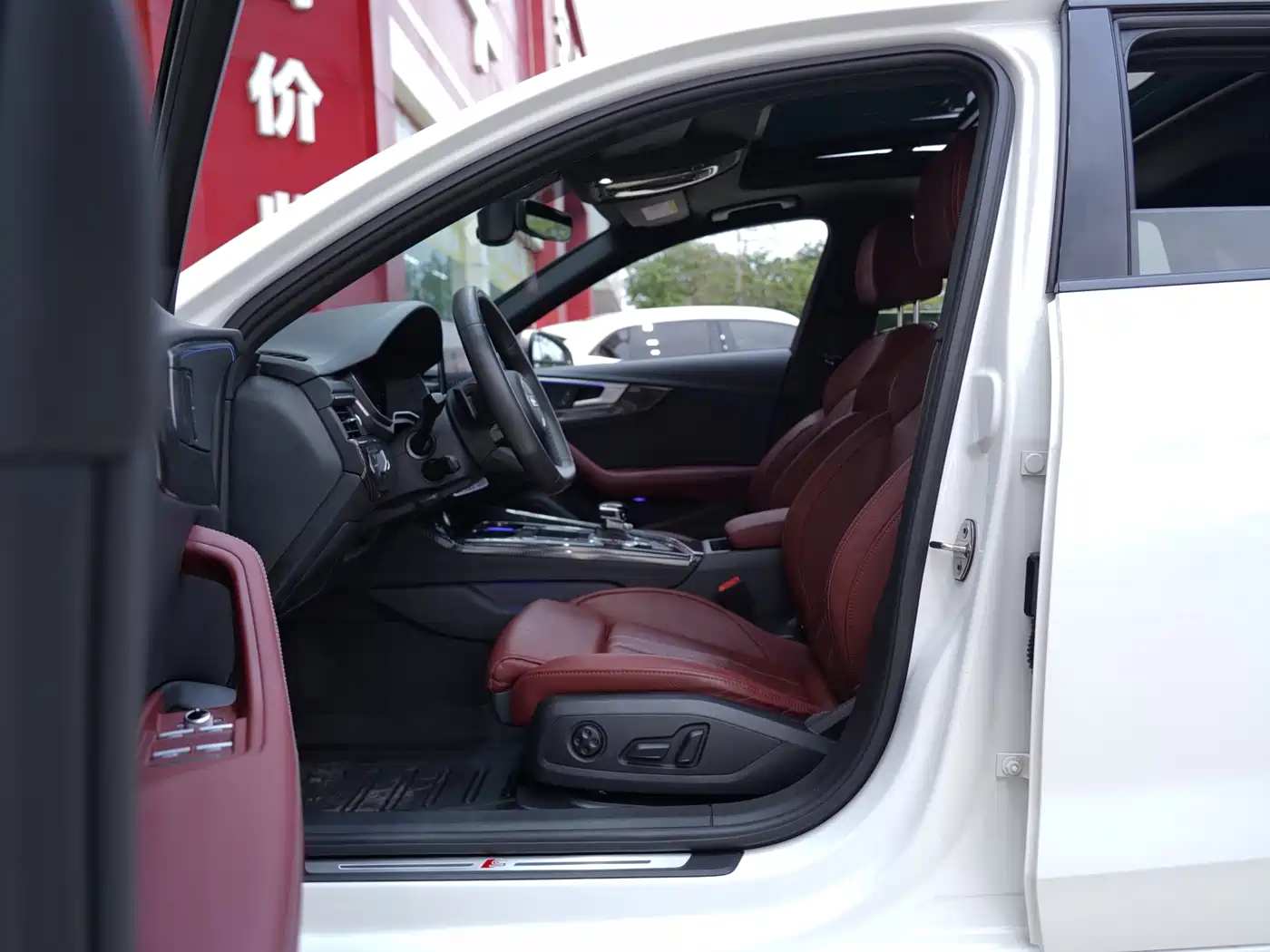 Audi A4L 2022 40 TFSI Luxury Dynamic фото 5