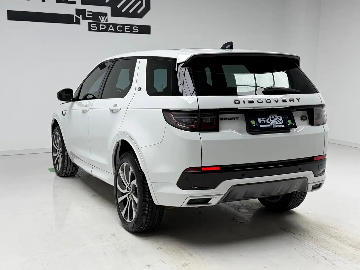 Land Rover Discovery Sport 2020 249PS R-Dynamic Performance фото 6