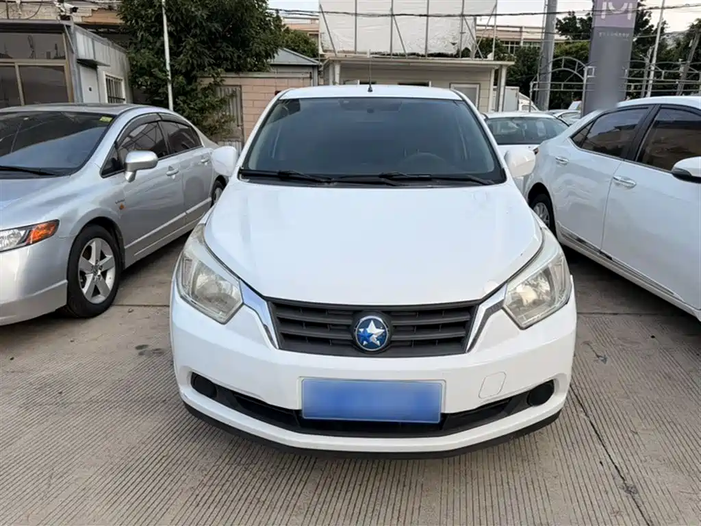 Venucia R50 2015 2014 1.6L Automatic Exciting Edition