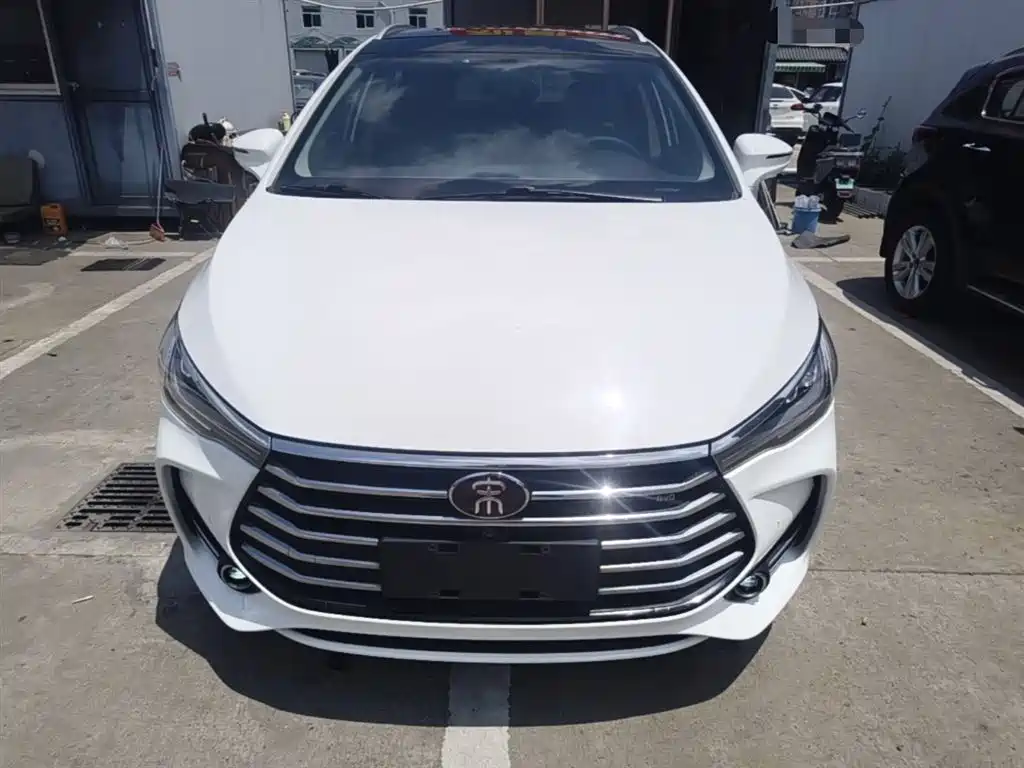 BYD Song MAX 2017 1.5T Auto Smart Connect Premium 7-seater фото 3