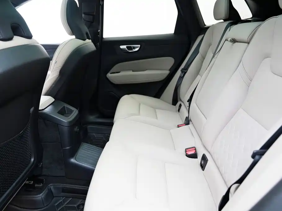 Volvo XC60 Plug-in Hybrid 2025 2025 Plug-in Hybrid Long Range AWD Zhiyuan Luxury Edition