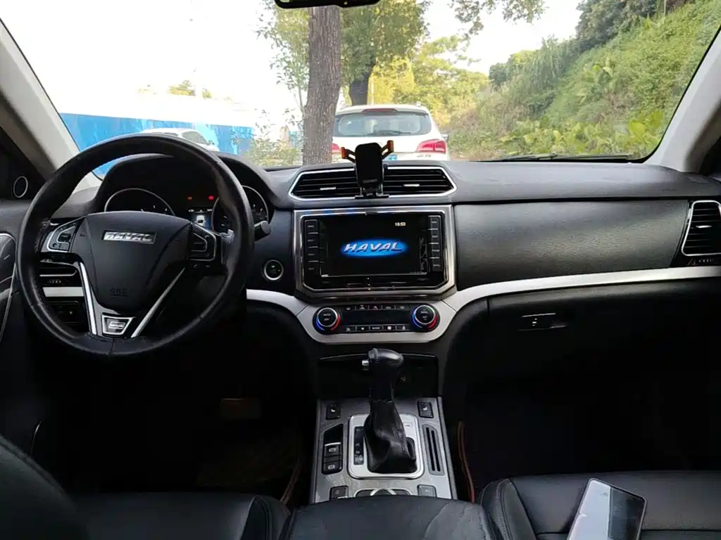 Haval H6 Coupe 2015 Model Blue Label 2.0T Automatic 2WD Elite фото 16