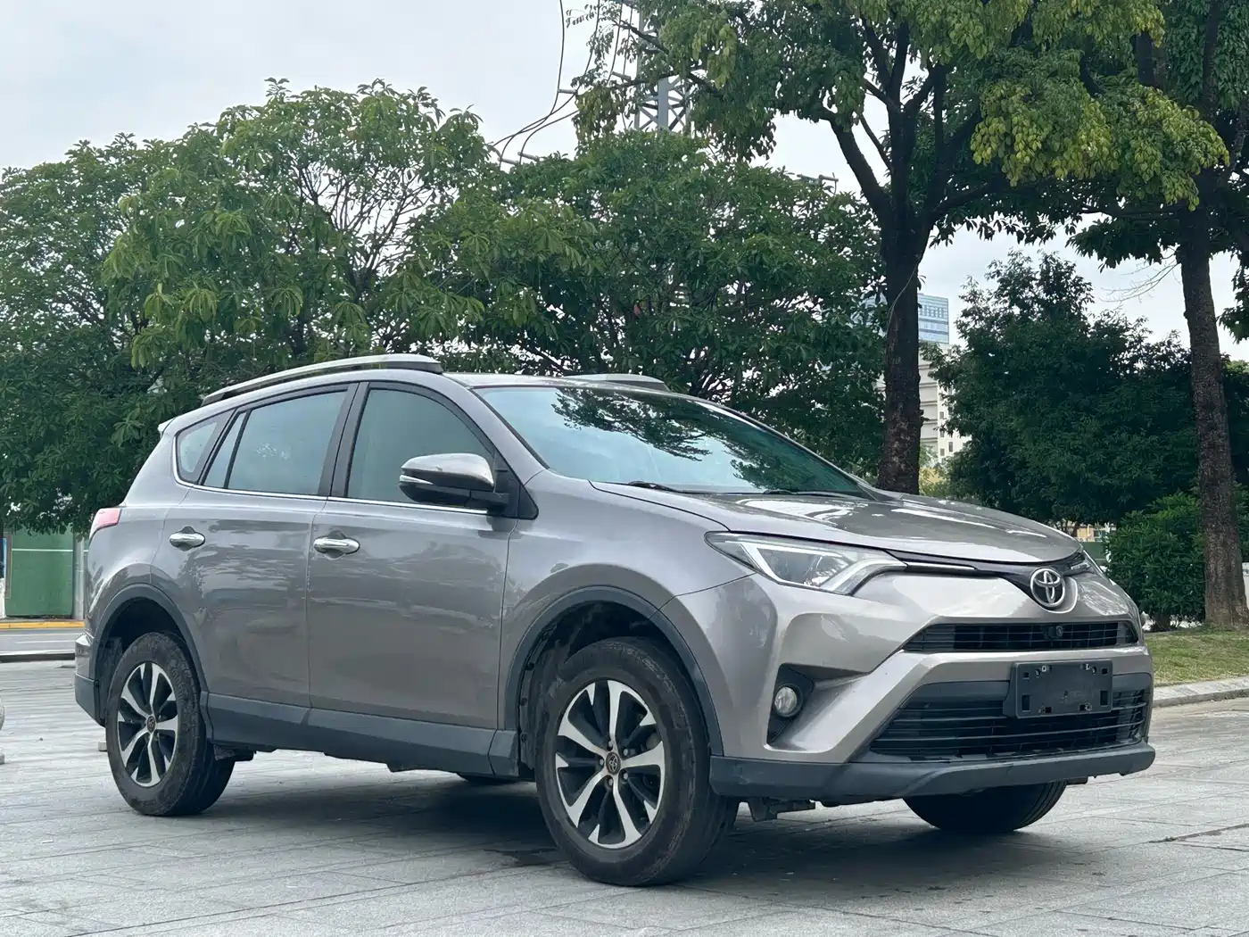 Toyota RAV4 Rongfang 2016 2.0L CVT 2WD Comfort (China V) фото 3