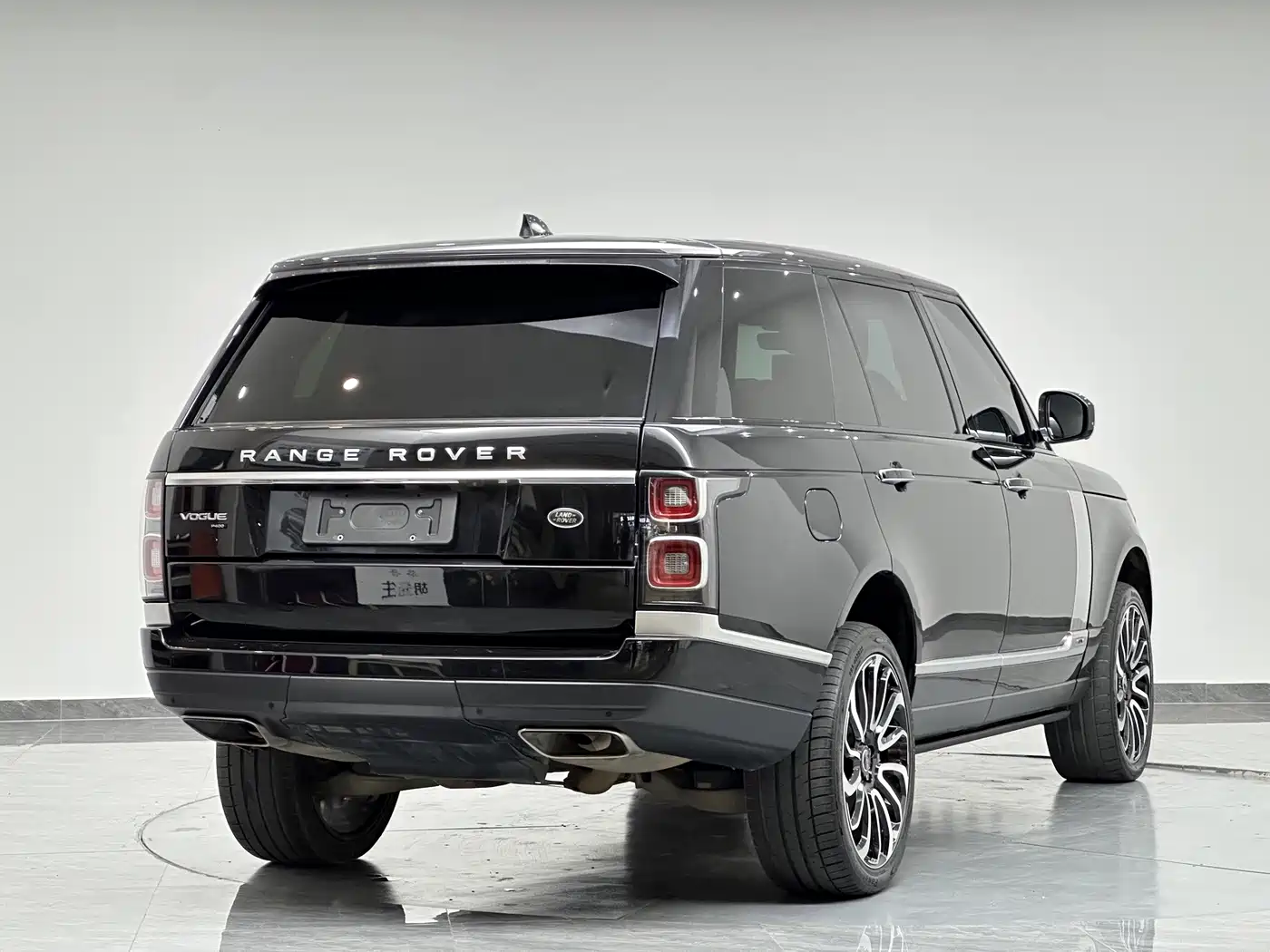 Фото 8 - Land Rover Range Rover