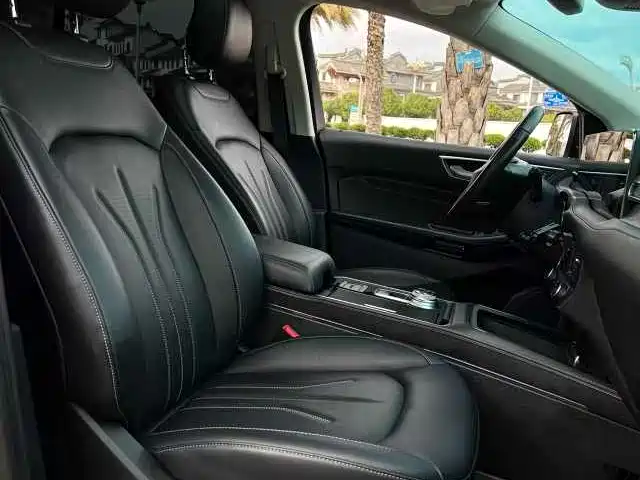 Фото 6 - Ford Edge