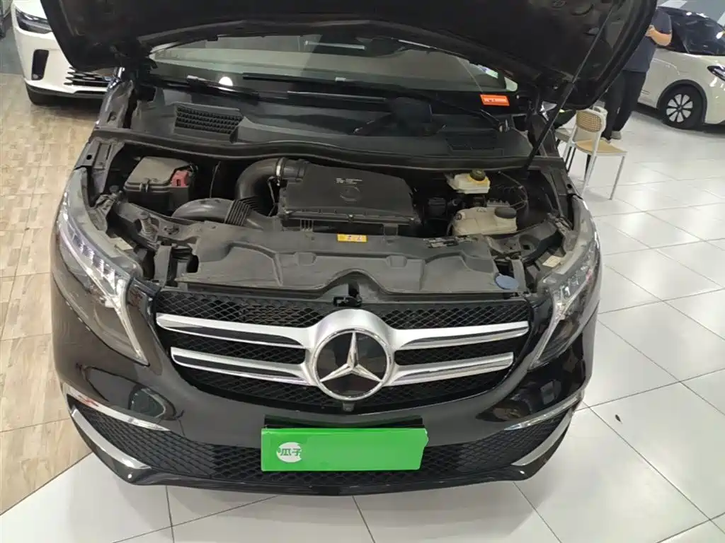 Mercedes-Benz V-Class 2022 V 260 Prestige Edition фото 20