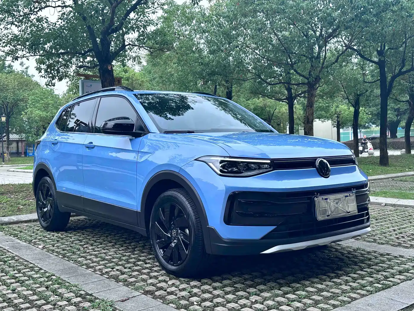 Volkswagen Tharu 2025 New Edge 300TSI Enjoyment Edition фото 3