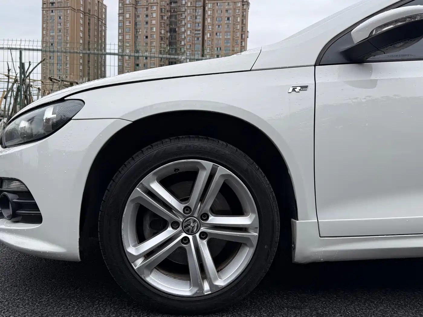 Volkswagen Scirocco 2011 2.0TSI R-Line фото 6
